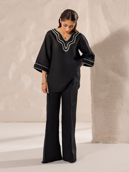 Women’s Pure Cotton Black V-Neck Embroidered Co-Ord Set D6329 – Elegant Casual Wear