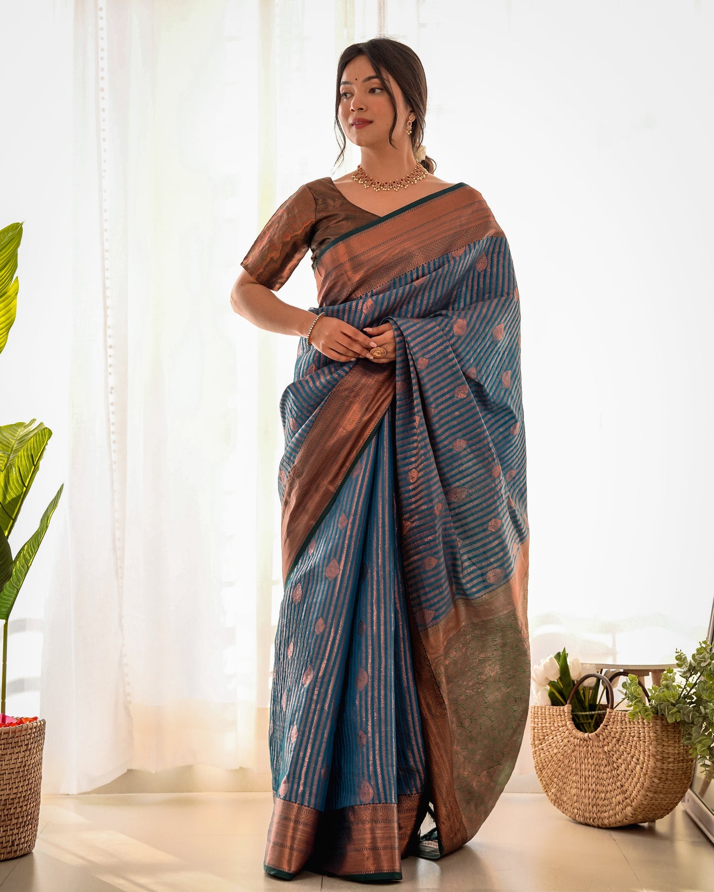 Woven Design Zari Pure Silk Kanjeevaram Saree D5035