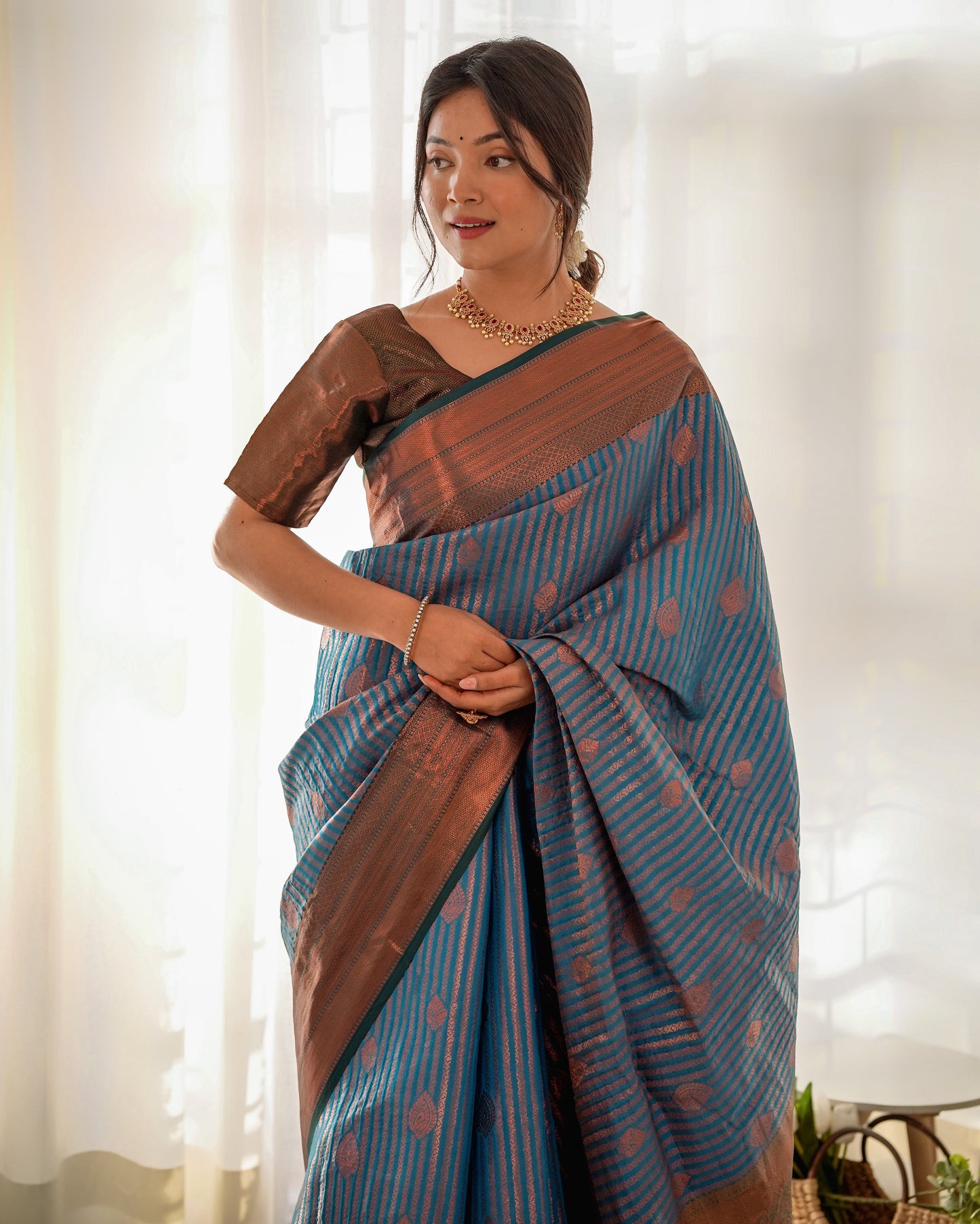 Woven Design Zari Pure Silk Kanjeevaram Saree D5035